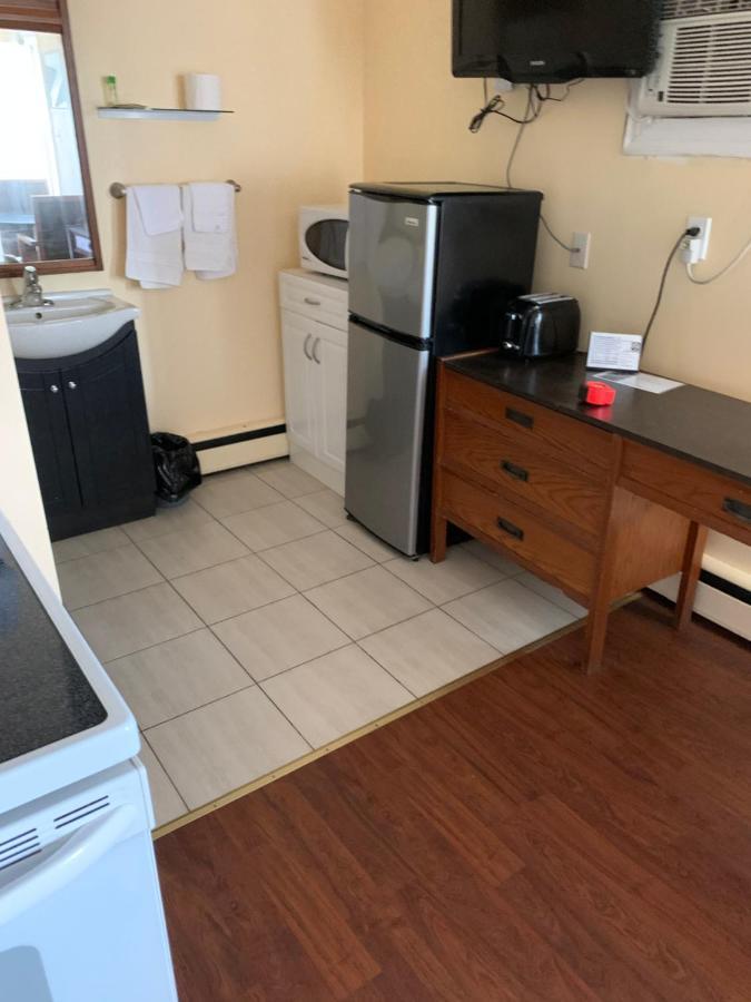 Sunparlor Motel Leamington Ngoại thất bức ảnh
