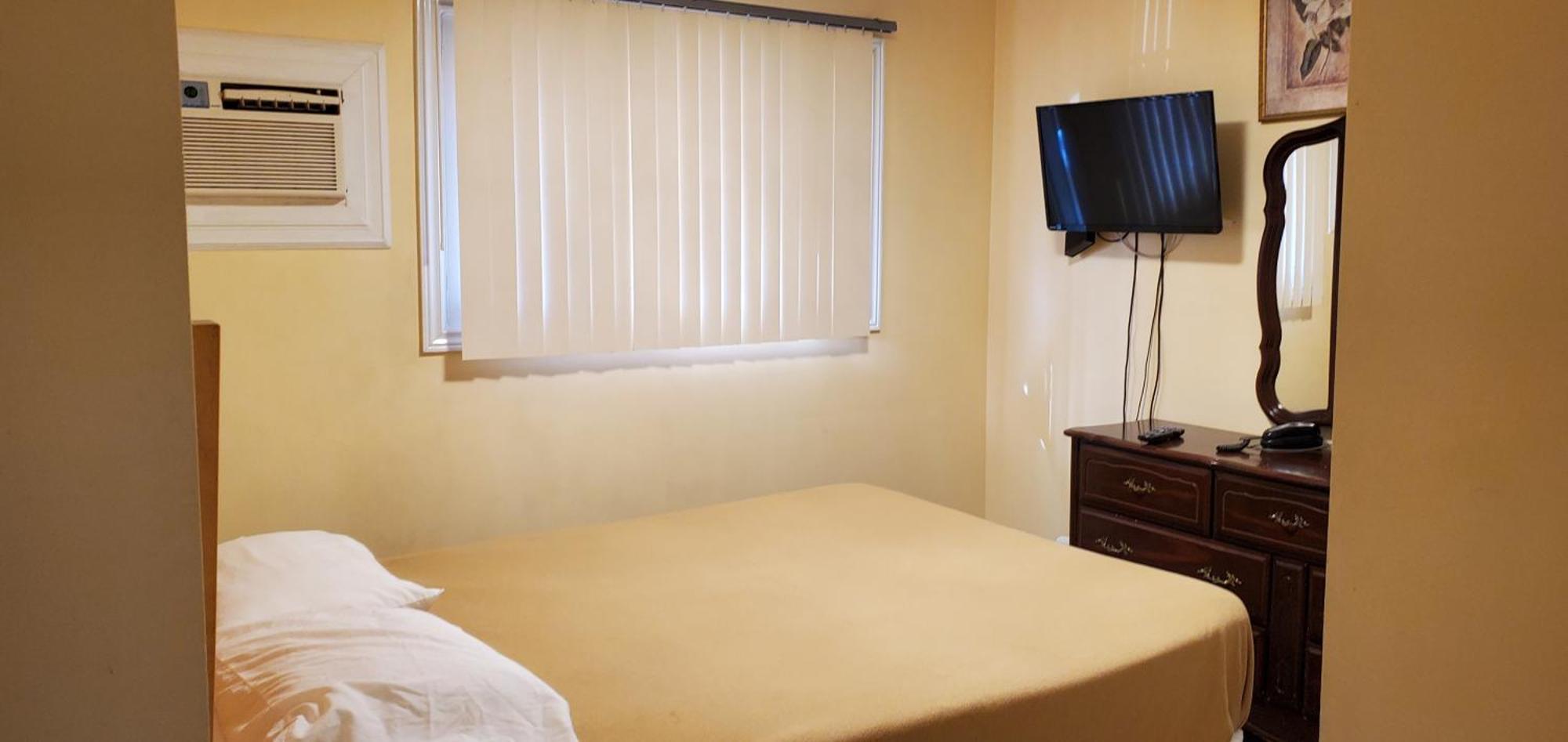 Sunparlor Motel Leamington Ngoại thất bức ảnh