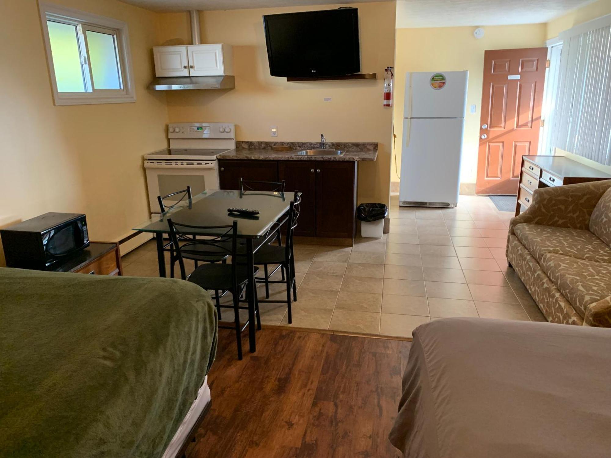 Sunparlor Motel Leamington Ngoại thất bức ảnh