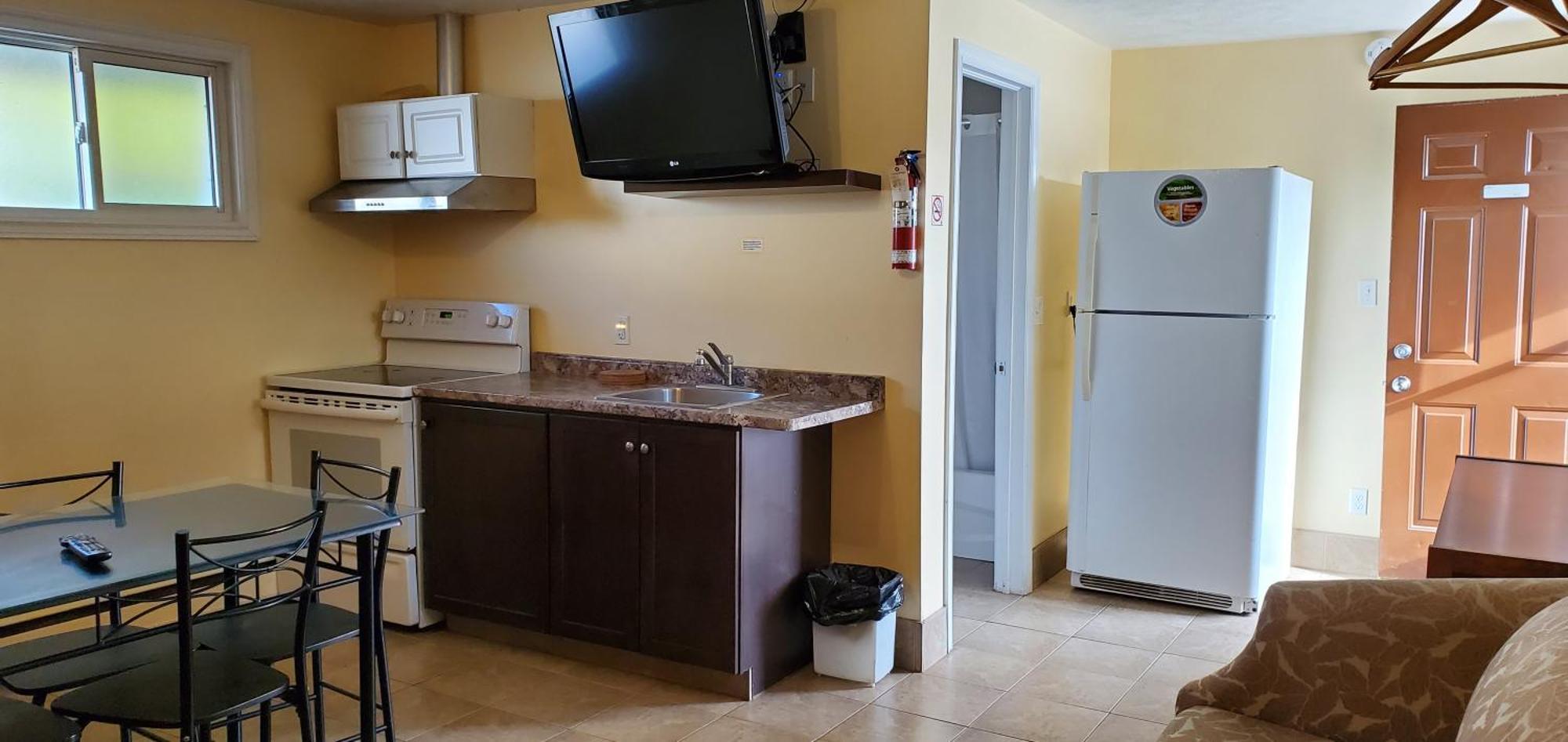 Sunparlor Motel Leamington Ngoại thất bức ảnh