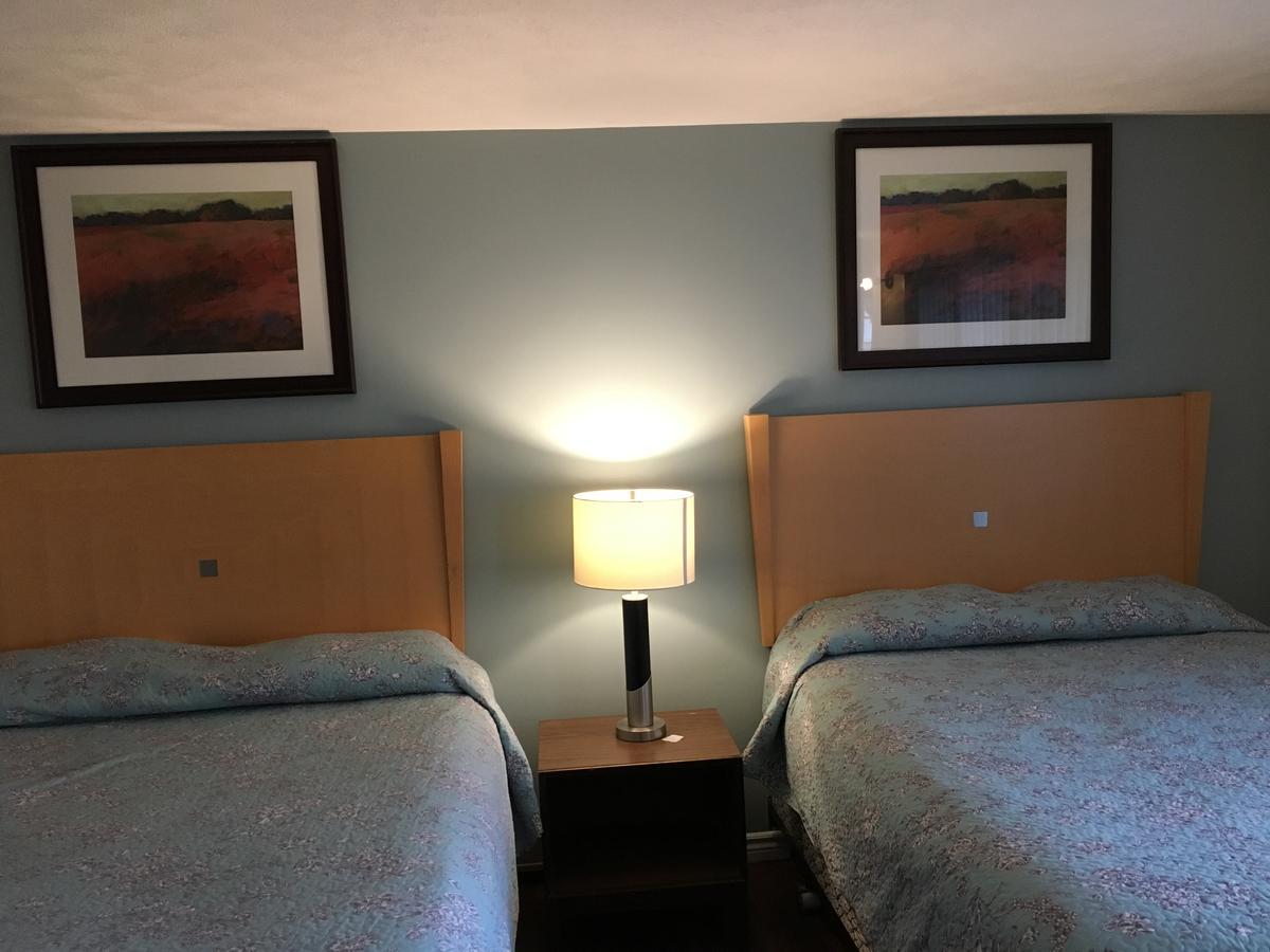 Sunparlor Motel Leamington Ngoại thất bức ảnh